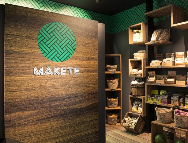 Mākete signage